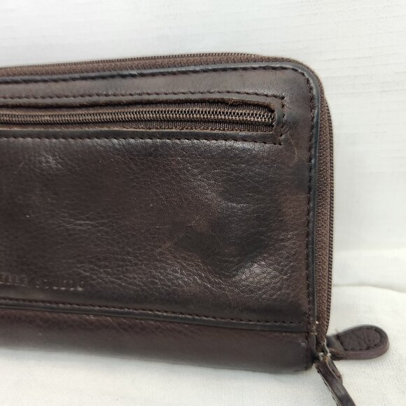 Wilsons Leather Pelle Studio Brown Zip Around Wallet  Vintage - Picture 3 of 10